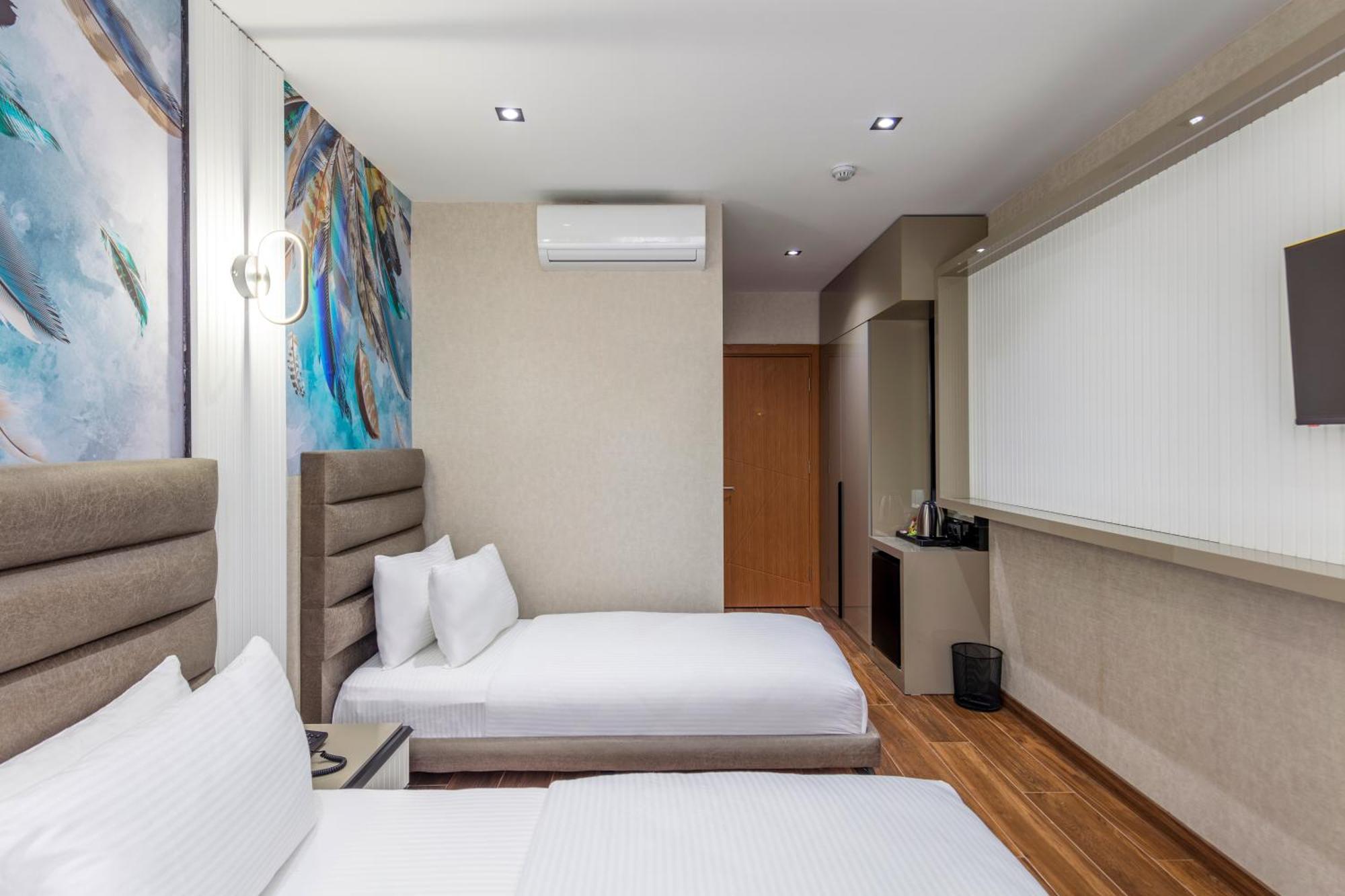 Dem Premium Hotel - Round Trip Airport Service - Istanbul International Airport Arnavutkoy Zewnętrze zdjęcie