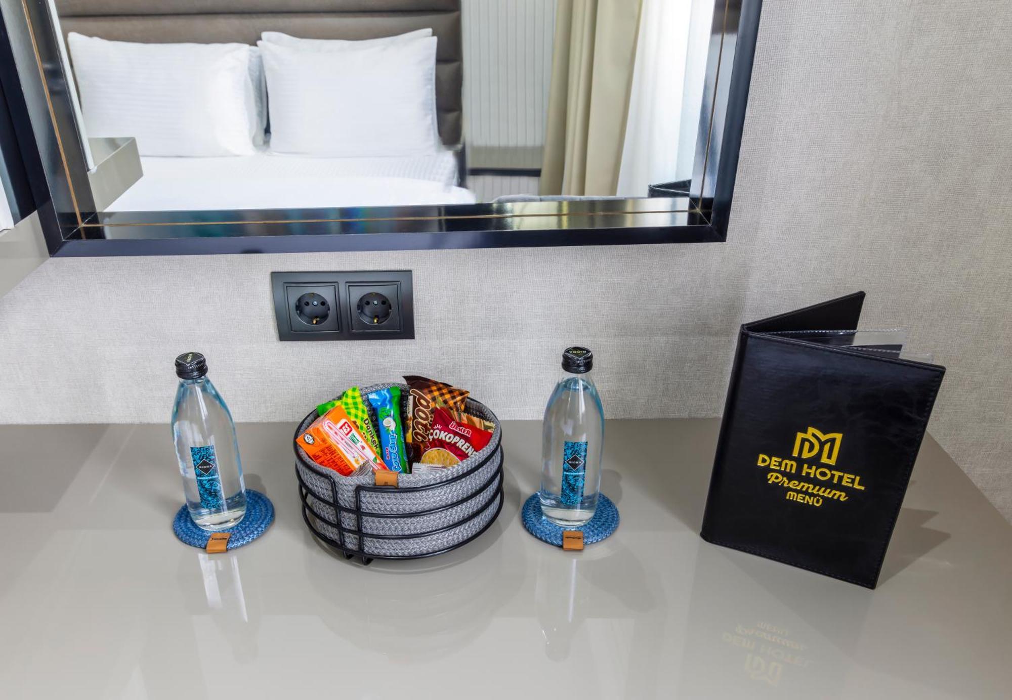 Dem Premium Hotel - Round Trip Airport Service - Istanbul International Airport Arnavutkoy Zewnętrze zdjęcie