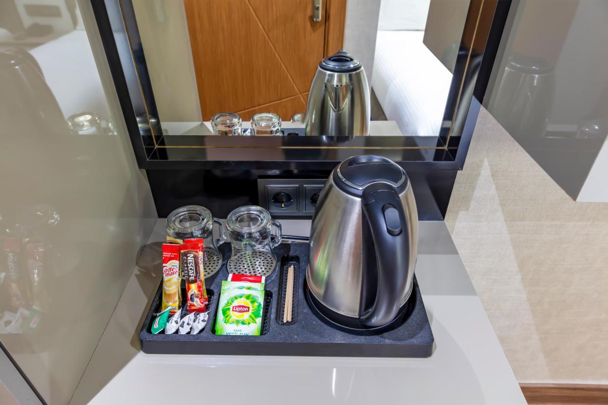 Dem Premium Hotel - Round Trip Airport Service - Istanbul International Airport Arnavutkoy Zewnętrze zdjęcie