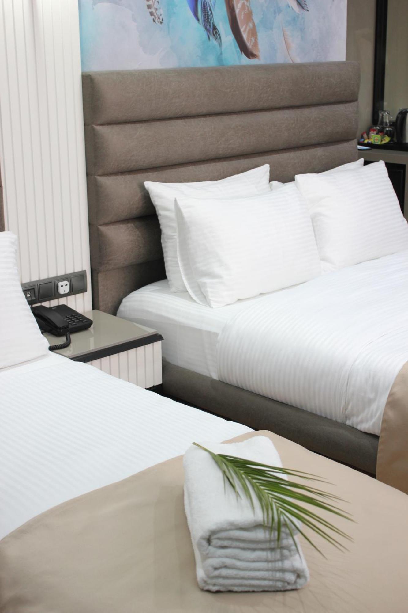 Dem Premium Hotel - Round Trip Airport Service - Istanbul International Airport Arnavutkoy Zewnętrze zdjęcie